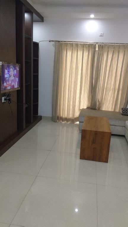 Hitech Shilparamam Guest House Hyderabad Exterior foto